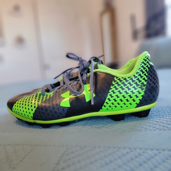 🔥5 FLR $25🔥UNDER ARMOUR UA CF Force HG JR Soccer Cleats Youth - Picture 3 of 9